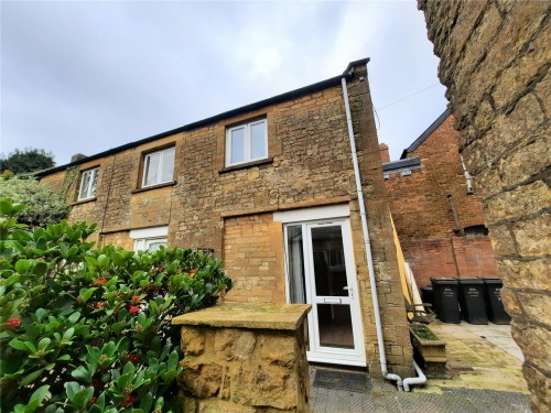 Arrange a viewing for 4 Market Court, Market Square, Crewkerne, Somerset, TA18